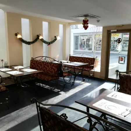 فندق Hotel Plaza بورغاس